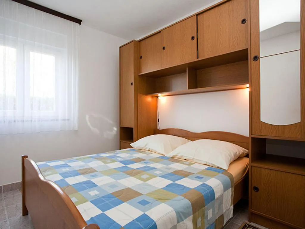 Apartments Blazan Krk Island 0*, Krk Town